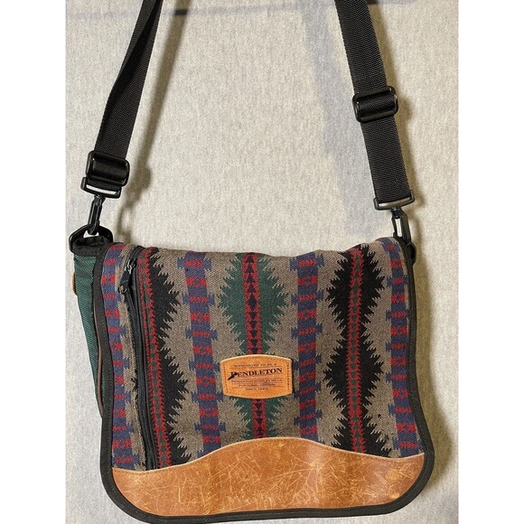 Pendleton Handbags - Vintage Pendleton Wool Canvas Leather Messenger Bag Crossbody Aztec Southwestern